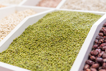 green beans in a bowl. organic green beans at the grocery store.