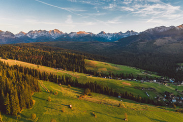 Obraz premium Epic sunset over Tatra mountains in Poland