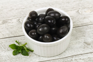Black olives in the bowl