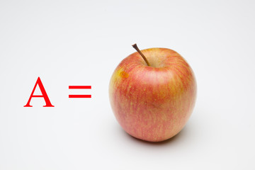 Manzana sana y saludable con dibujos y símbolos, fórmulas y otras cosas