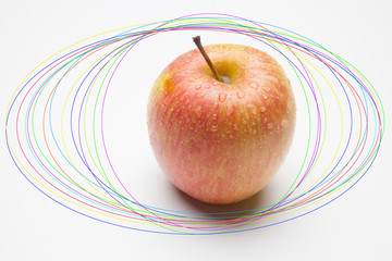 Manzana sana y saludable con dibujos y símbolos, fórmulas y otras cosas