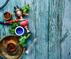 Smoking hookah with mint