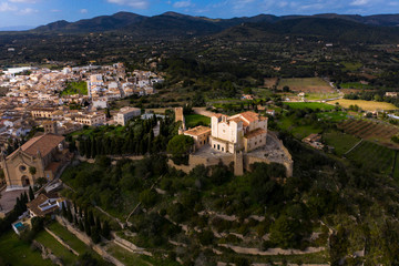 Obraz premium Aerial view, Arta with Santuari de Sant Salvador Monastery on Calvary, Mallorca, Balearic Islands, Spain, Europe
