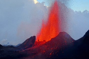 Éruption Volcanique Piton de la Fournaise