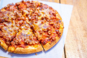 ham and bacon fluffy pizza take away