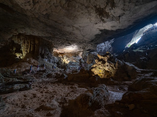 Fototapeta na wymiar The Surprising Cave, Halong Bay in Vietnam