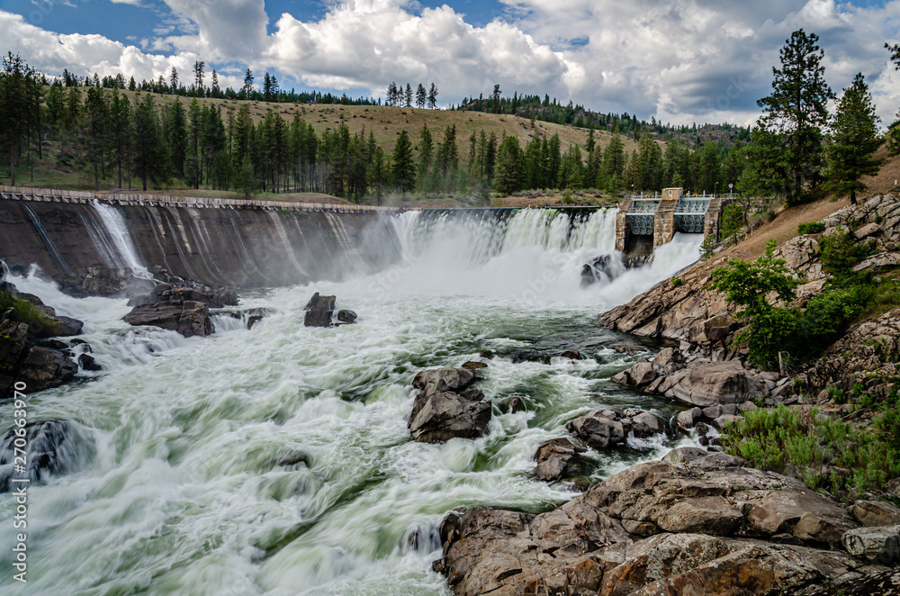 Wall mural little falls dam on the spokane river.