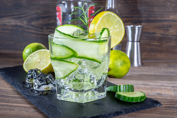 Gintonic mit Gurke