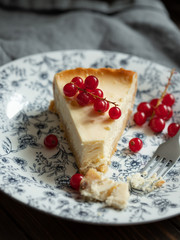 cheesecake with fresh berries