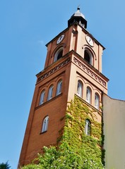 Fototapeta na wymiar Kirchturm in Buckow