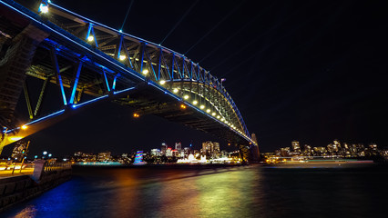 Fototapeta na wymiar Sydney Harbour Bridge - Vivid 2019