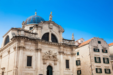 Fototapeta na wymiar The Dubrovnik Cathedral in a beautiful early spring day