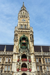 Fototapeta na wymiar Glockenspiel is clock chimes of New Town Hall, town hall. Marienplatz in Munich. Gemany