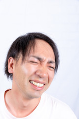 人物　３０代　男性　薄毛