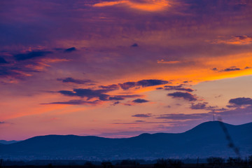 Obraz premium Landscape at the sunset