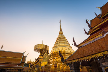 Fototapeta premium Phra That Doi Suthep Temple