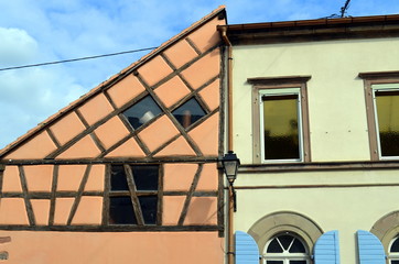 Bunte Hausfassaden in Neuf-Brisach
