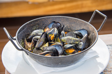 Boiled mussels