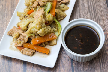 Stir fried mixed vegetables with chicken
