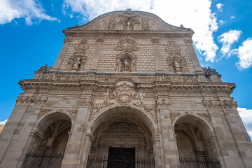 Obraz premium Sassari Cathedral (Duomo di Sassar, Cattedrale di San Nicola), Sardinia, Italy. Romanesque (12th century) with Gothic, Renaissance, Baroque and Neoclassical elements.
