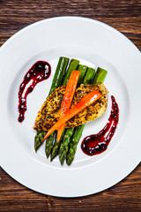 Grilled chicken breast and vegetables