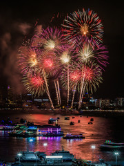Obraz premium PATTAYA INTERNATIONAL FIREWORKS FESTIVAL 2019.