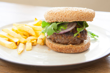 Organic BBQ Cheesburger with Red Onion and Arugula
