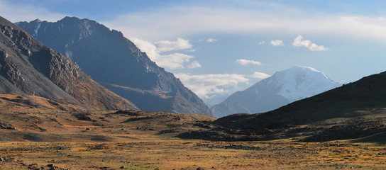 Dry Mongolian landscapes in the Altai Mountains, wide landscape © Valerii