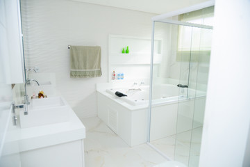 Fototapeta na wymiar interior of modern bathroom