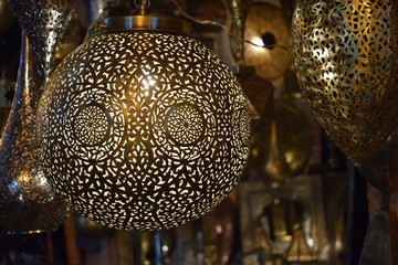 Marokoanska lampa metalowa,  - obrazy, fototapety, plakaty