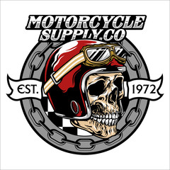 Obraz premium Skull with Classic Helmet Motorcycle club Emblem
