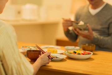 シニア夫婦　夕食