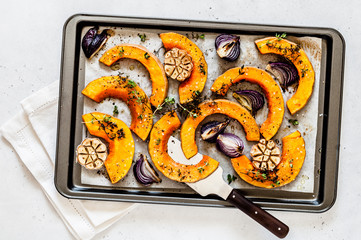 Roasted Squash Slices with Red Onions