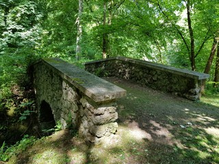 Le long de la Bi&egrave;vre