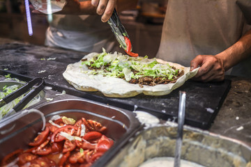 waiter serving food in restaurant tureky food dürum