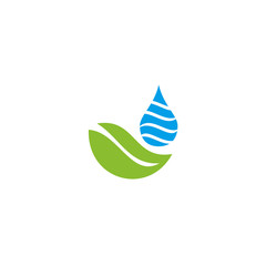 Obraz premium Water drop logo icon vector template
