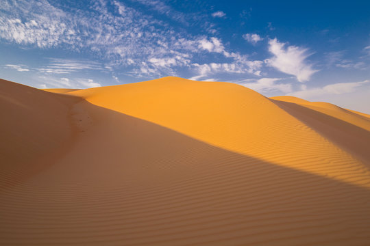 UAE. Desert landscape © erainbow