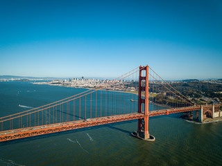 Golden Gate San Francisco Lateral Side