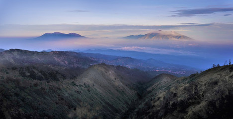 Fototapeta na wymiar Sunrise on the Bromo Volcano
