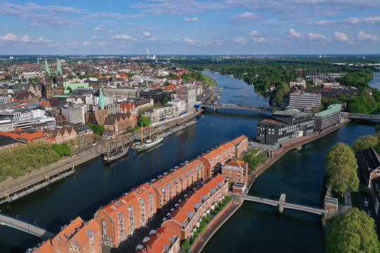 Hansestadt Bremen an der Weser Luftaufnahme