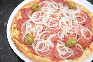 Delicious ready-to-eat pizzas