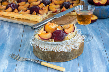 Plum and almond pastry dusted with icing sugar