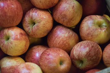 rote Äpfel