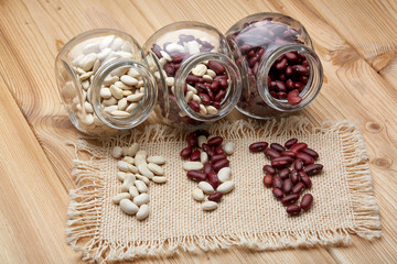 Various types of haricots.