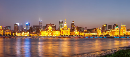 Fototapeta na wymiar Beautiful city skyline night scene at the Bund,Shanghai