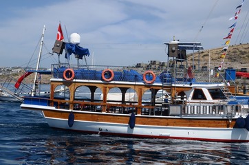 Goélette turque navigant de Bodrum aux criques du golfe de Gokova (Turquie)