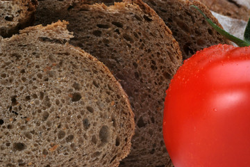 Bread with tomato