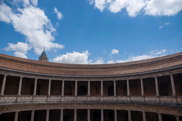Obraz premium Palacio de Carlos V, museo de la Alhambra de Granada, Andalucía