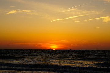 Fototapeta premium Sonnenuntergang am Meer