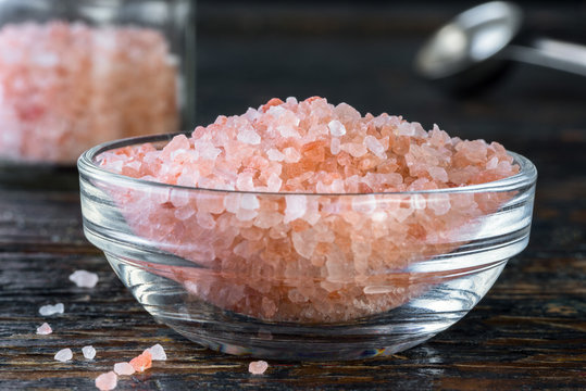 Himalayan Sea Salt in an Ingredient Bowl
